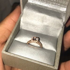 Size 7 Zales diamond engagement ring
